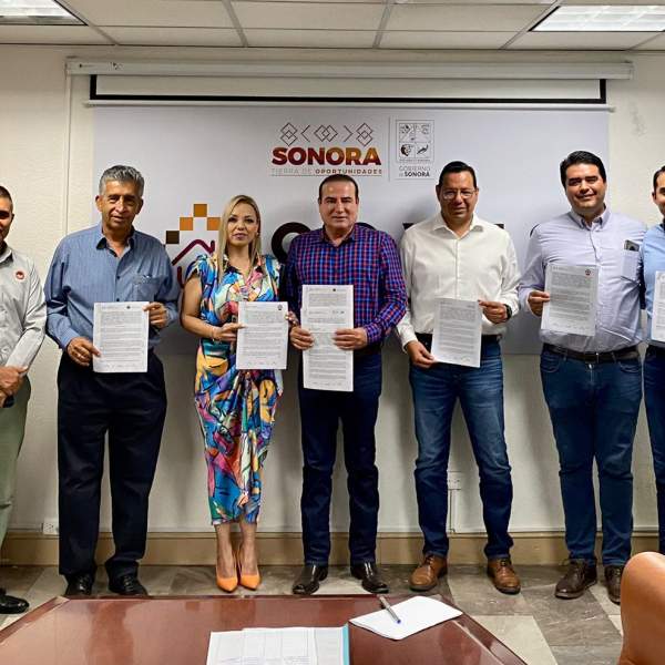 Acerca Gobierno de Sonora oportunidad de obtener vivienda digna a sindicatos